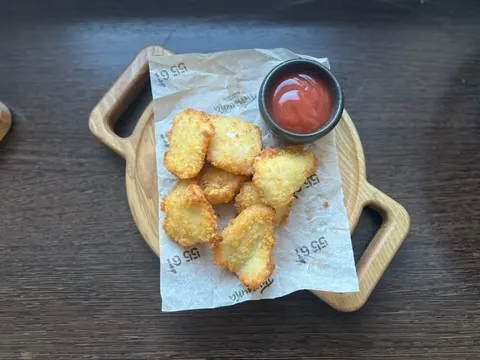 Куриные наггетсы с кетчупом